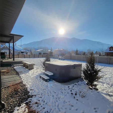 Spacious & Modern Apartment, Close To Universities And Mountains Mapleton 外观 照片